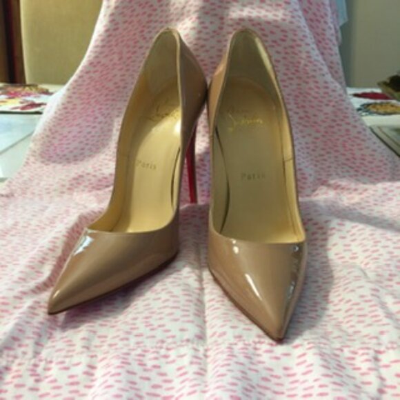 Christian Louboutin "So Kate" Nude Patent Leather Stiletto Pumps - Picture 3 of 15